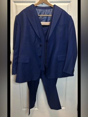 48R Handmade Bespoke 3 Piece Suit 100% Wool Functional Cuffs Blue Tailored